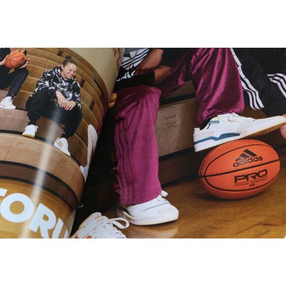 SLAM Presents KICKS 25 Magazine 2022 Stephen Curry Cover “10 Pairs Deep” - Picture 6 of 9